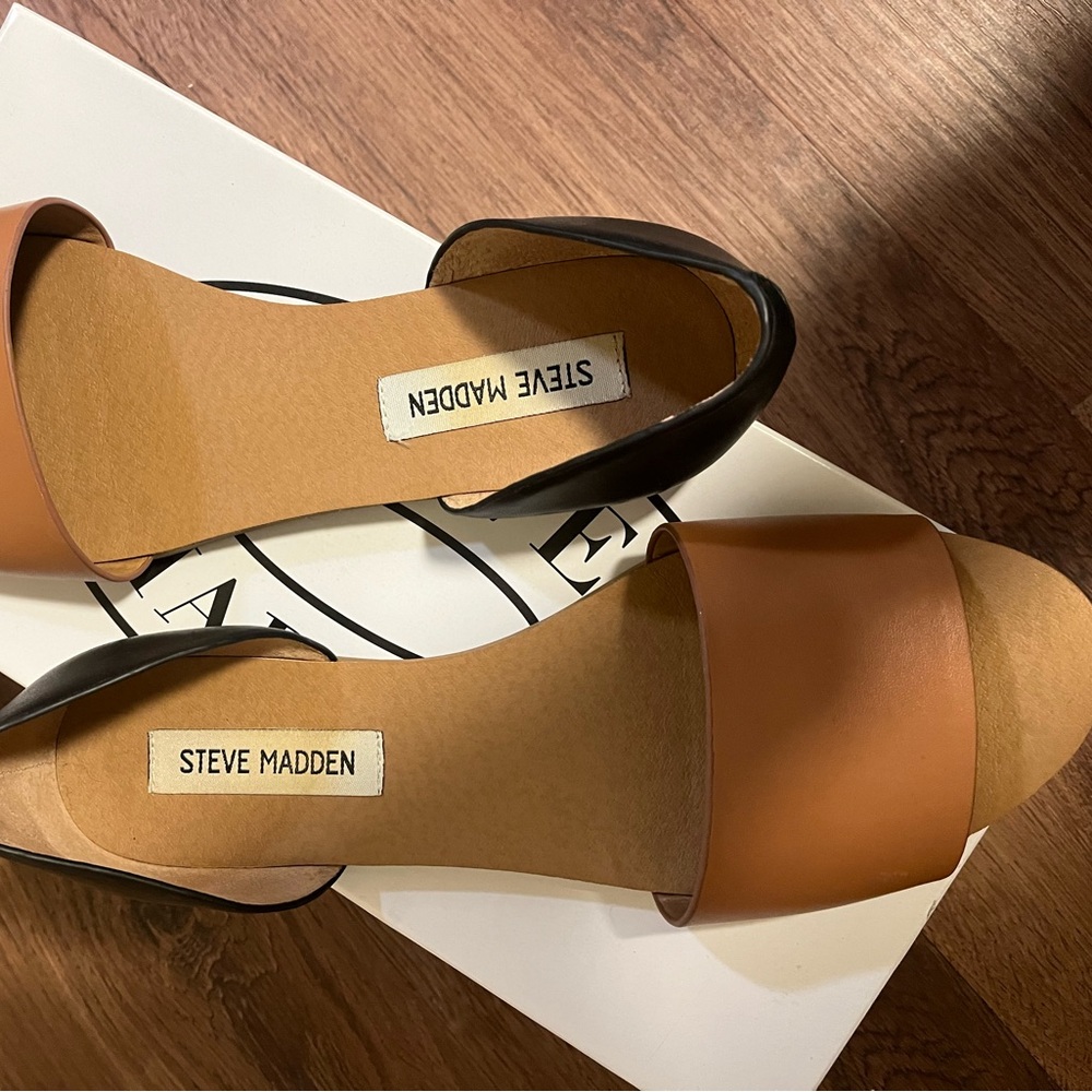Steve Madden Peep Toe Sandal
